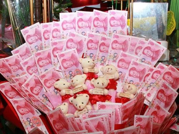 关于欲钱买八字生来富贵命的信息