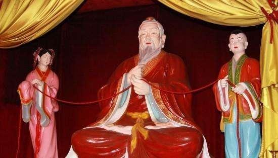 包含今天帮老公算命说明年有桃花运的词条