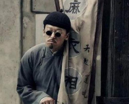 算命先生说今年走桃花运