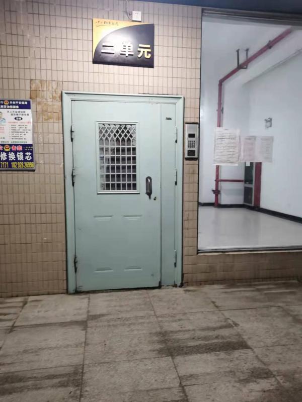 八字型电梯门留多宽 八字型电梯门留多宽