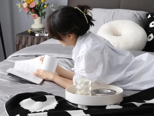 容易未婚先孕的八字