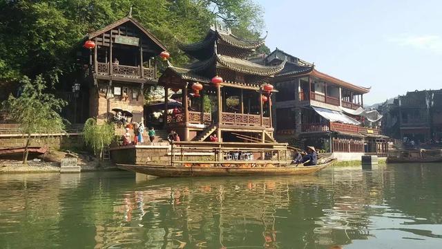 伤感说说简单八字 伤感说说简单八字