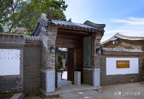 农村八字大门口图片 农村八字大门口图片