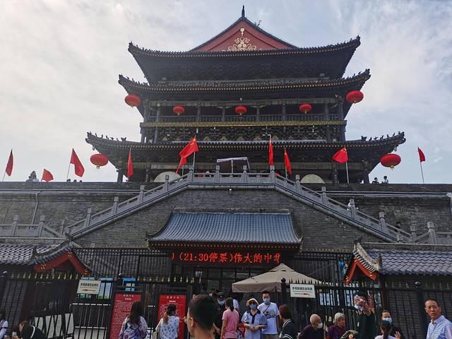 大无畏八字真言梵音教念 大无畏八字真言梵音教念