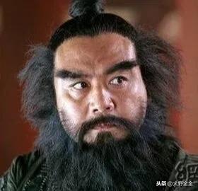 八字胡怎么变一字胡 八字胡怎么变一字胡