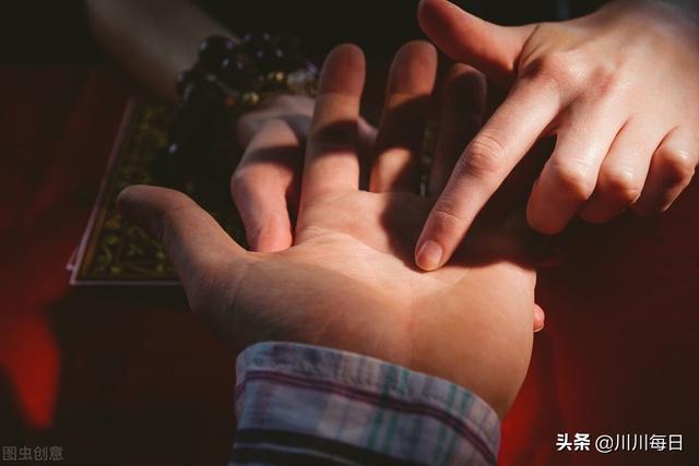 手相面相和八字哪个准 手相面相和八字哪个准
