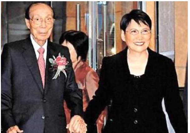 王祖贤的八字命运分析 王祖贤的八字命运分析