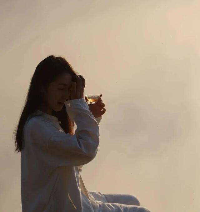 有贵人相助的八字特点 有贵人相助的八字特点