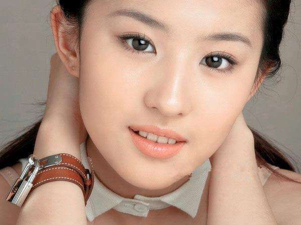 什么八字的女人多情