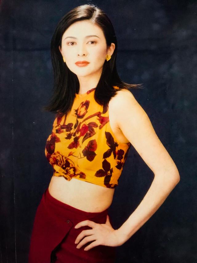 关之琳八字分析美貌
