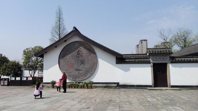 八字桥直街附件住宿