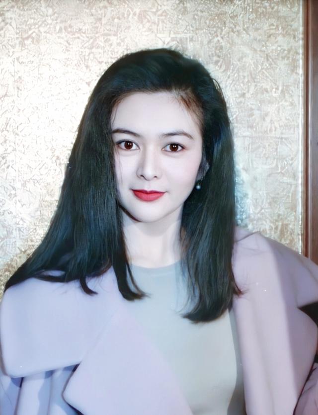 关之琳八字分析美貌