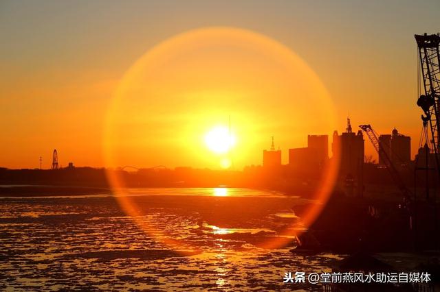 八字有含义的句子
