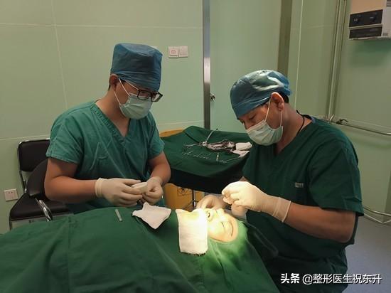 如何拯救八字眉 如何拯救八字眉