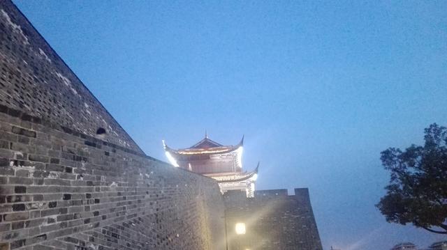 八字桥直街附件住宿