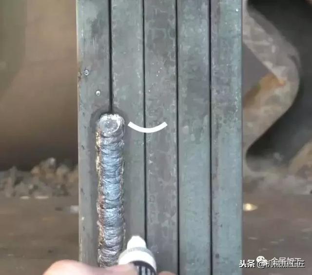 八字焊接手法