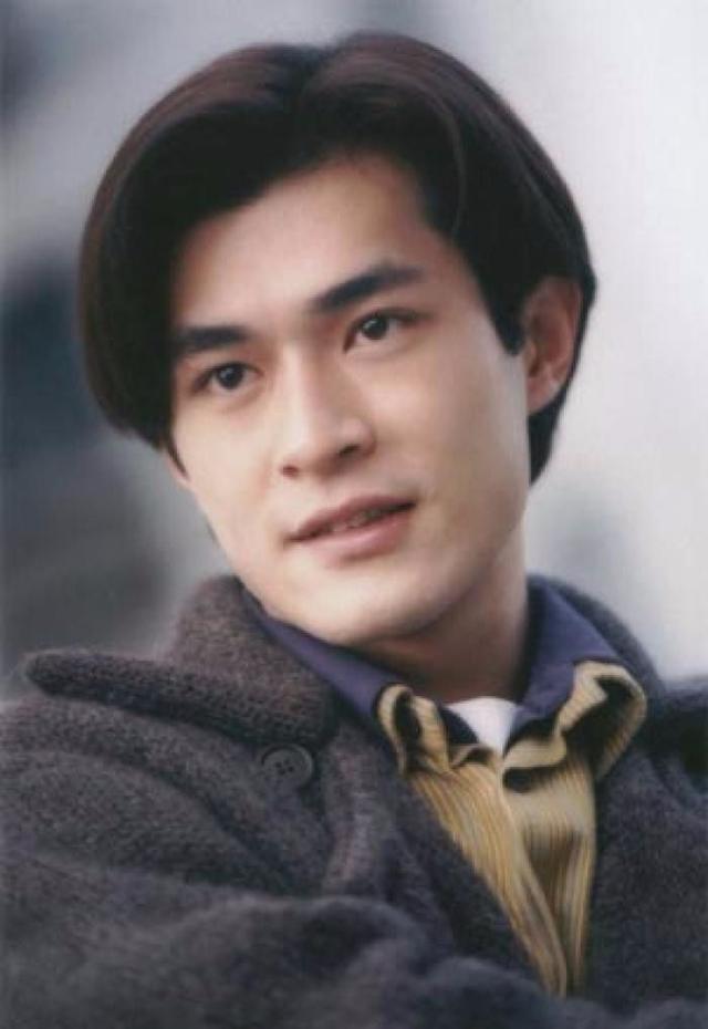 高以翔八字面相分析