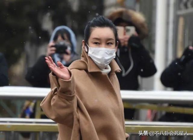 倪萍八字面相分析 倪萍八字面相分析