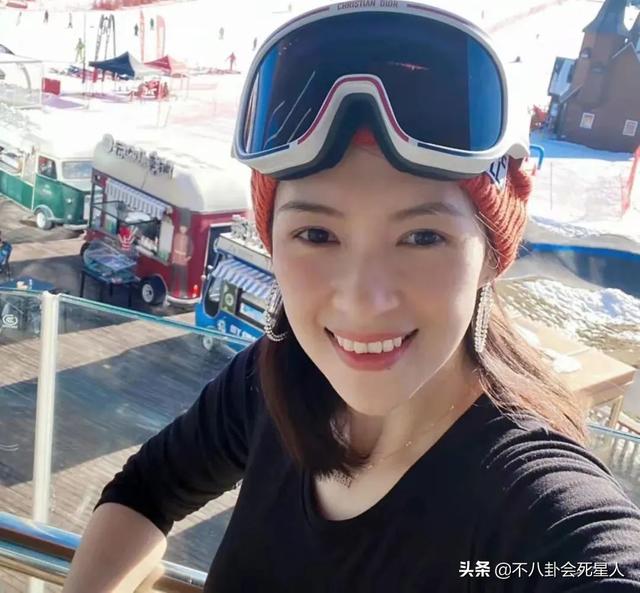倪萍八字面相分析 倪萍八字面相分析