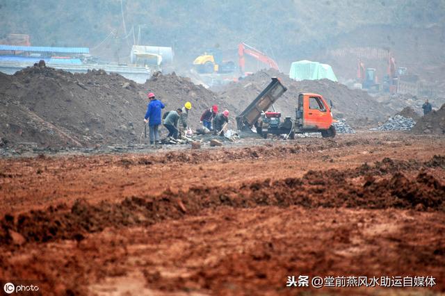 戊土八字无水怎么办 戊土八字无水怎么办