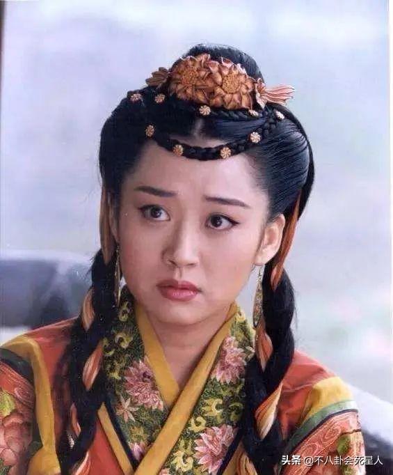 倪萍八字面相分析 倪萍八字面相分析