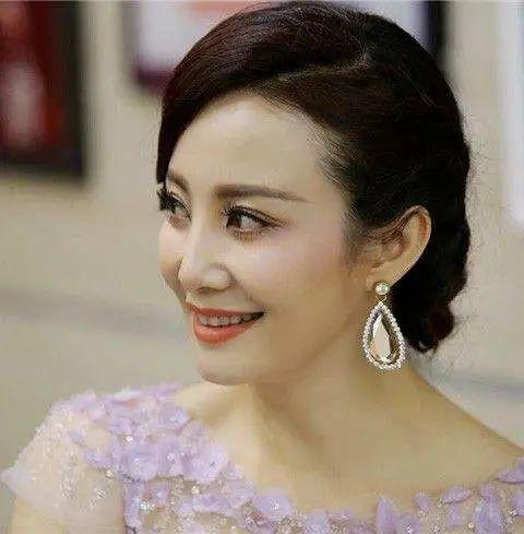 郭敬明婚姻八字分析 郭敬明婚姻八字分析
