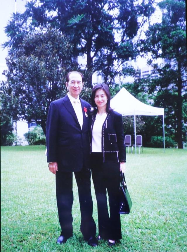 何超琼的八字非常好 何超琼的八字非常好