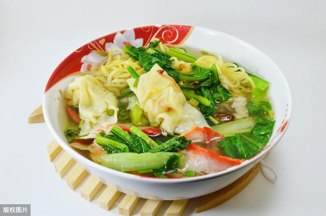 俞灏明八字预测