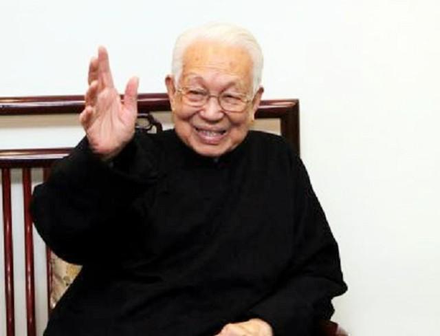 庄明月的八字分析 庄明月的八字分析