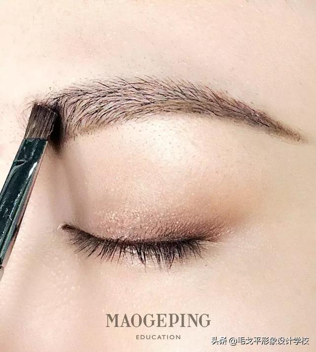 八字眉怎样修眉毛 八字眉怎样修眉毛