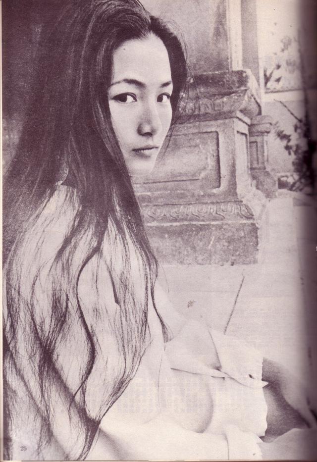 胡慧中演的霸王花八字