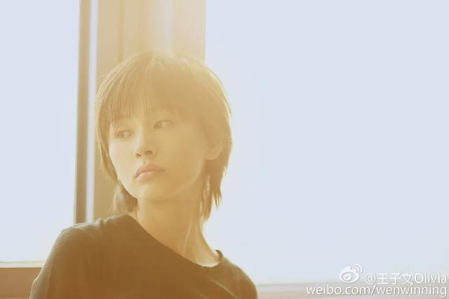 倒八字眉眉骨高的男人 倒八字眉眉骨高的男人