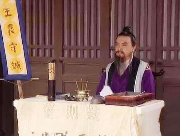 八字鼻孔的女人好不好 八字鼻孔的女人好不好