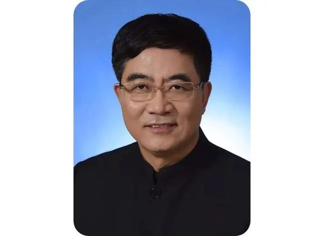邵逸夫八字杨森