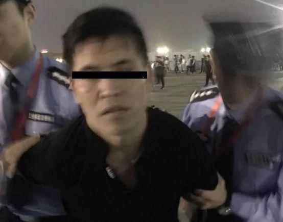 分享三个网上逃犯八字