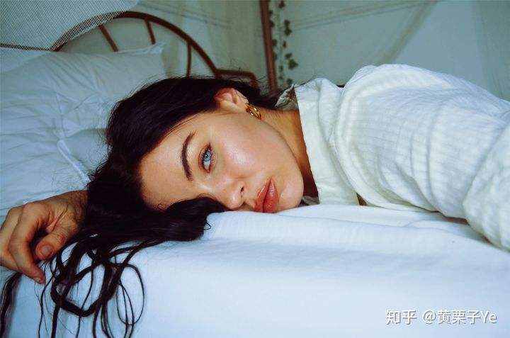 女生认识不久跟我拿八字的简单介绍