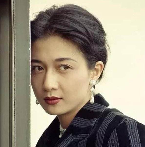 八字母亲貌美 八字母亲貌美