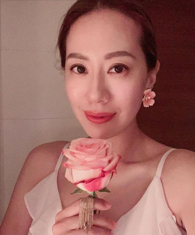 八字看汪园园蔡加赞 八字看汪园园蔡加赞