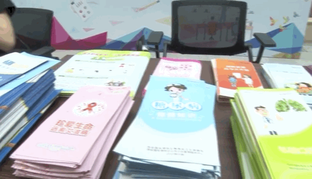 八字拉力器使用视频 八字拉力器使用视频