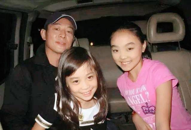 八字母亲貌美 八字母亲貌美