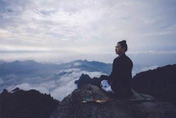 女人八字有三个偏财