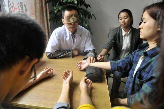 网上的免费八字预测准吗 网上的免费八字预测准吗