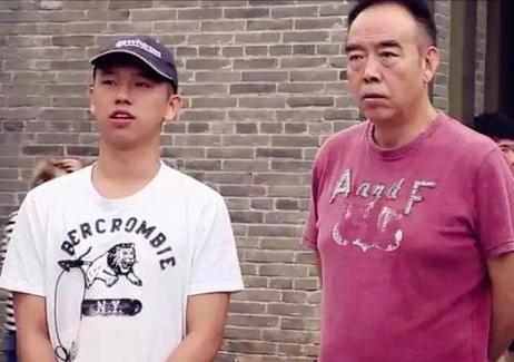 八字母亲貌美 八字母亲貌美