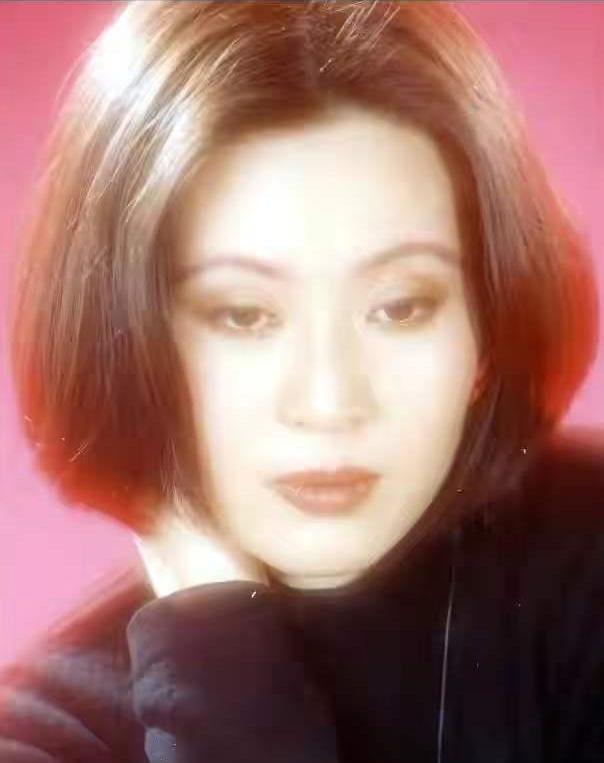 八字带沐浴桃花的女人 八字带沐浴桃花的女人