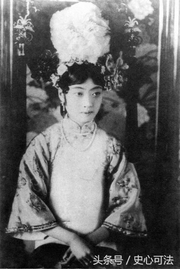 郭布罗婉容八字 郭布罗婉容八字