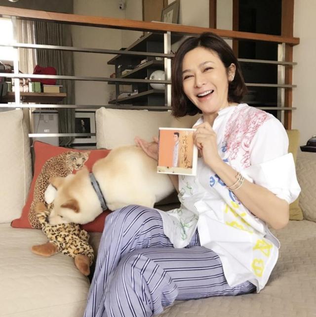 李居明批李嘉诚八字 李居明批李嘉诚八字