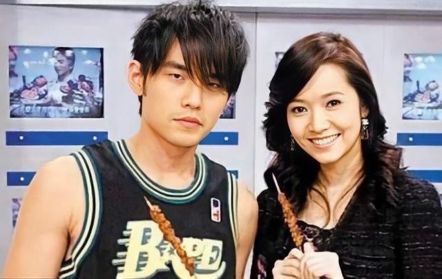 周杰伦八字结婚
