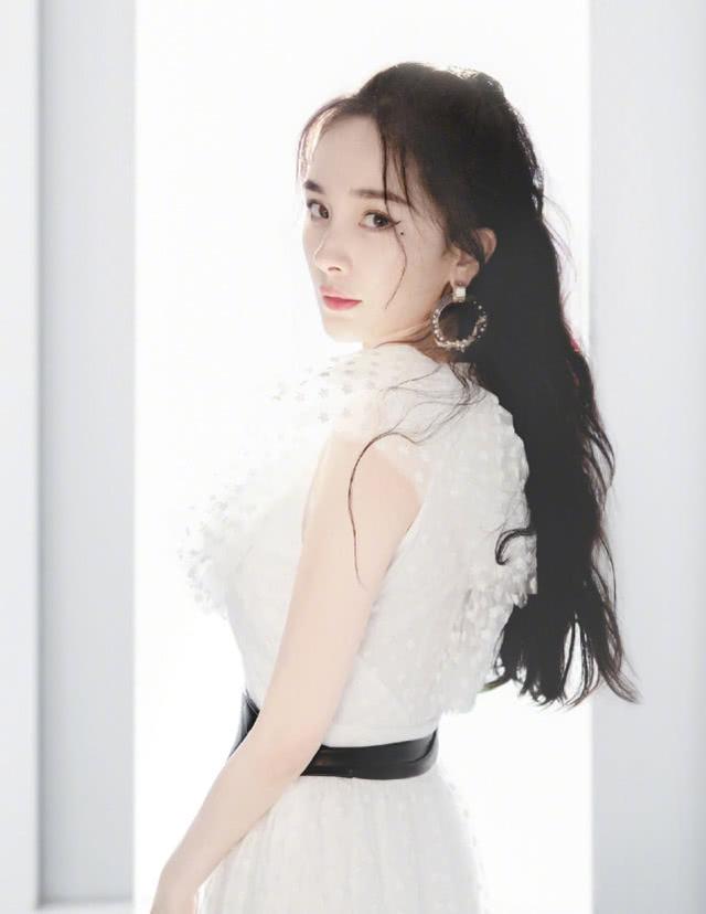 杨幂的八字分析 杨幂的八字分析