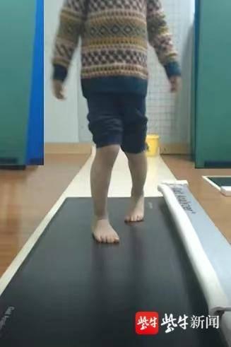 网上的内八字矫正鞋有效吗