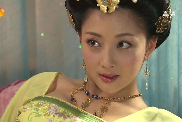 八字唯美句子赞美女生 八字唯美句子赞美女生